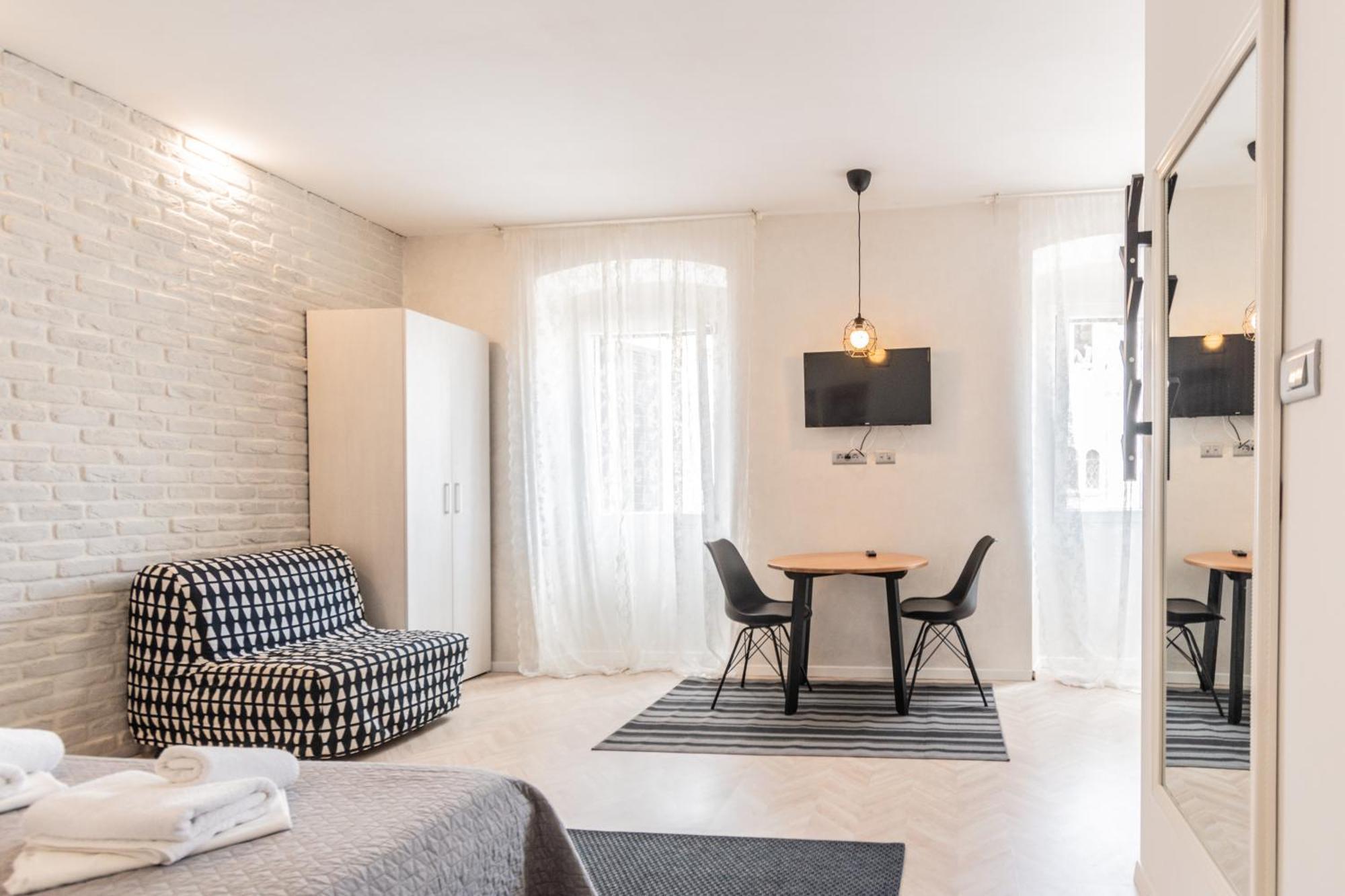 L&B Old Town Studio Apartments بولا المظهر الخارجي الصورة
