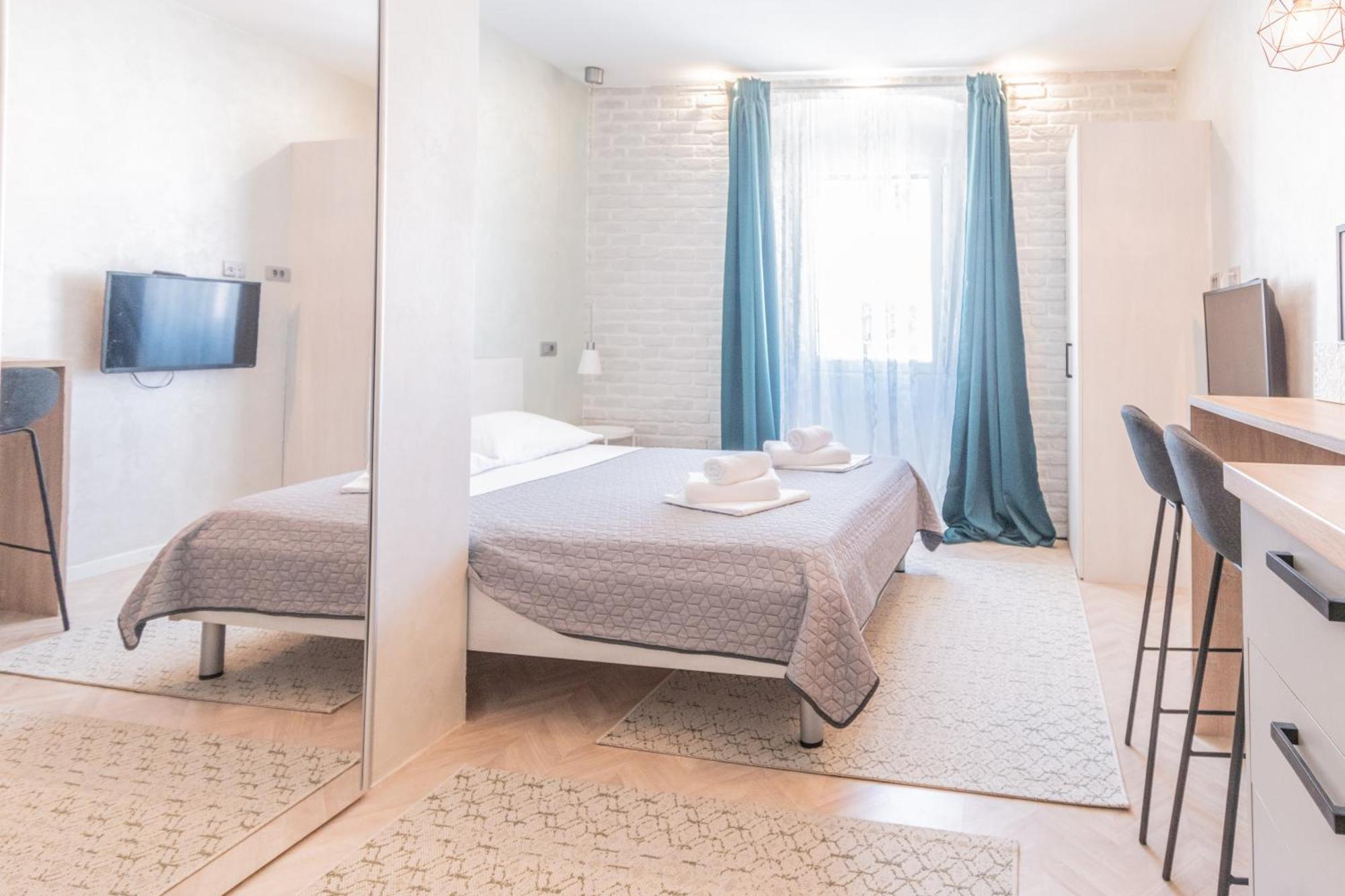 L&B Old Town Studio Apartments بولا المظهر الخارجي الصورة