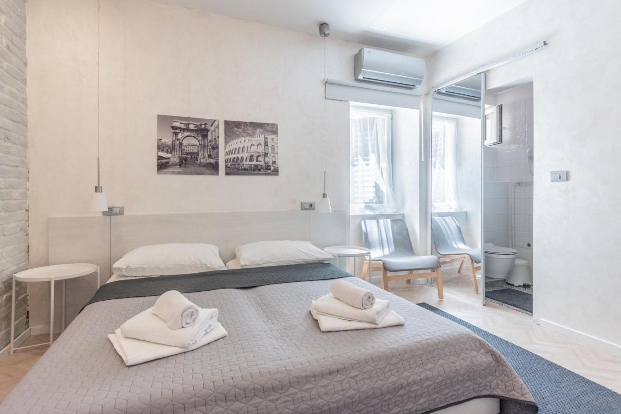 L&B Old Town Studio Apartments بولا المظهر الخارجي الصورة